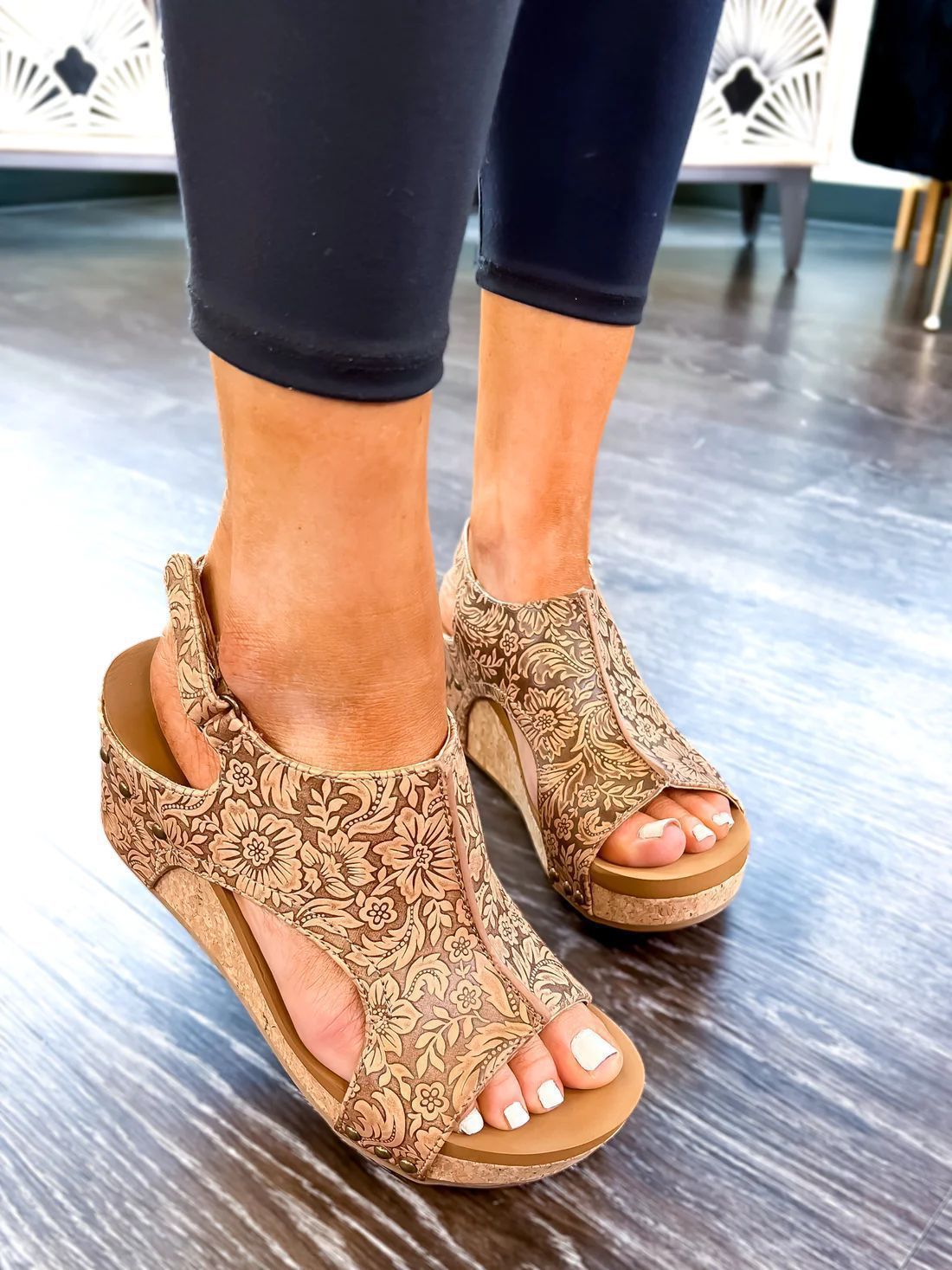 Women's Wedge Peep Toe Platform Rivet Sandals - Dazzling Beauty Solution