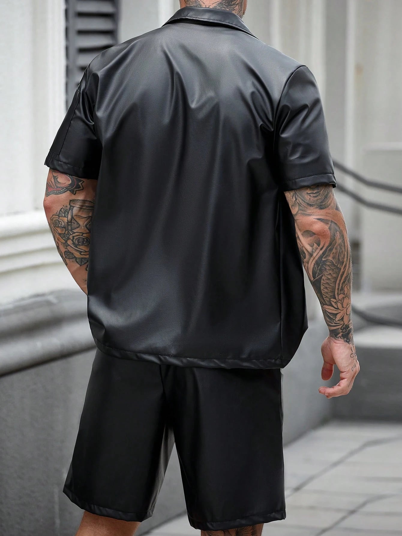 Manfinity LEGND Men'S Solid Front Button Short Sleeve Shirt and Drawstring Waist Pocket Shorts Set Men'S Outfits Sets Men Fashion Clothes Men Outfits 2 Pieces Men'S Designer Outfits