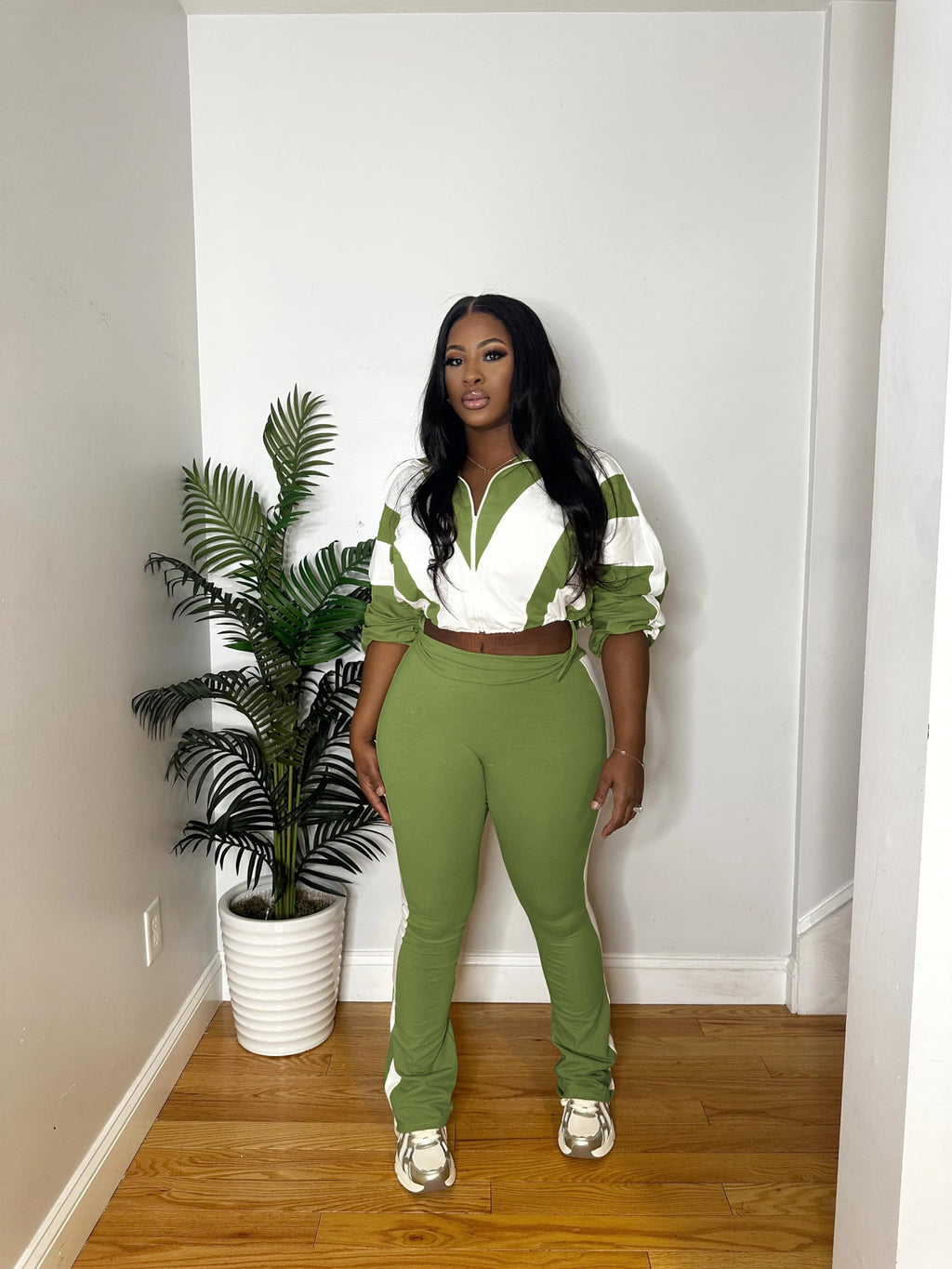 Women's 2 Piece Color Block Zip Jacket and Flare Pants Set