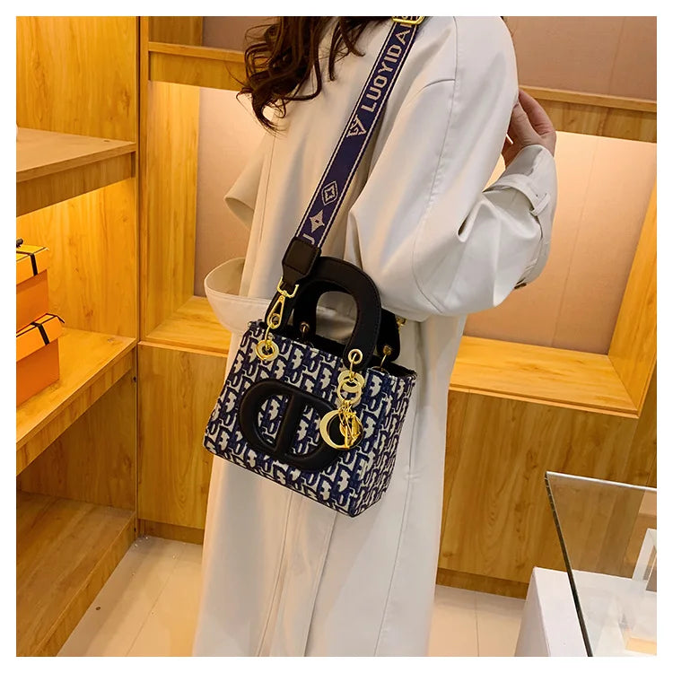 S547290b9c72748fda03ea283396e8452z