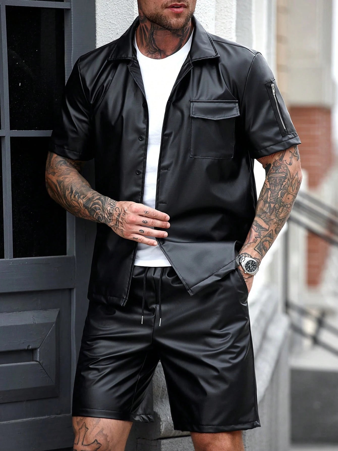 Manfinity LEGND Men'S Solid Front Button Short Sleeve Shirt and Drawstring Waist Pocket Shorts Set Men'S Outfits Sets Men Fashion Clothes Men Outfits 2 Pieces Men'S Designer Outfits