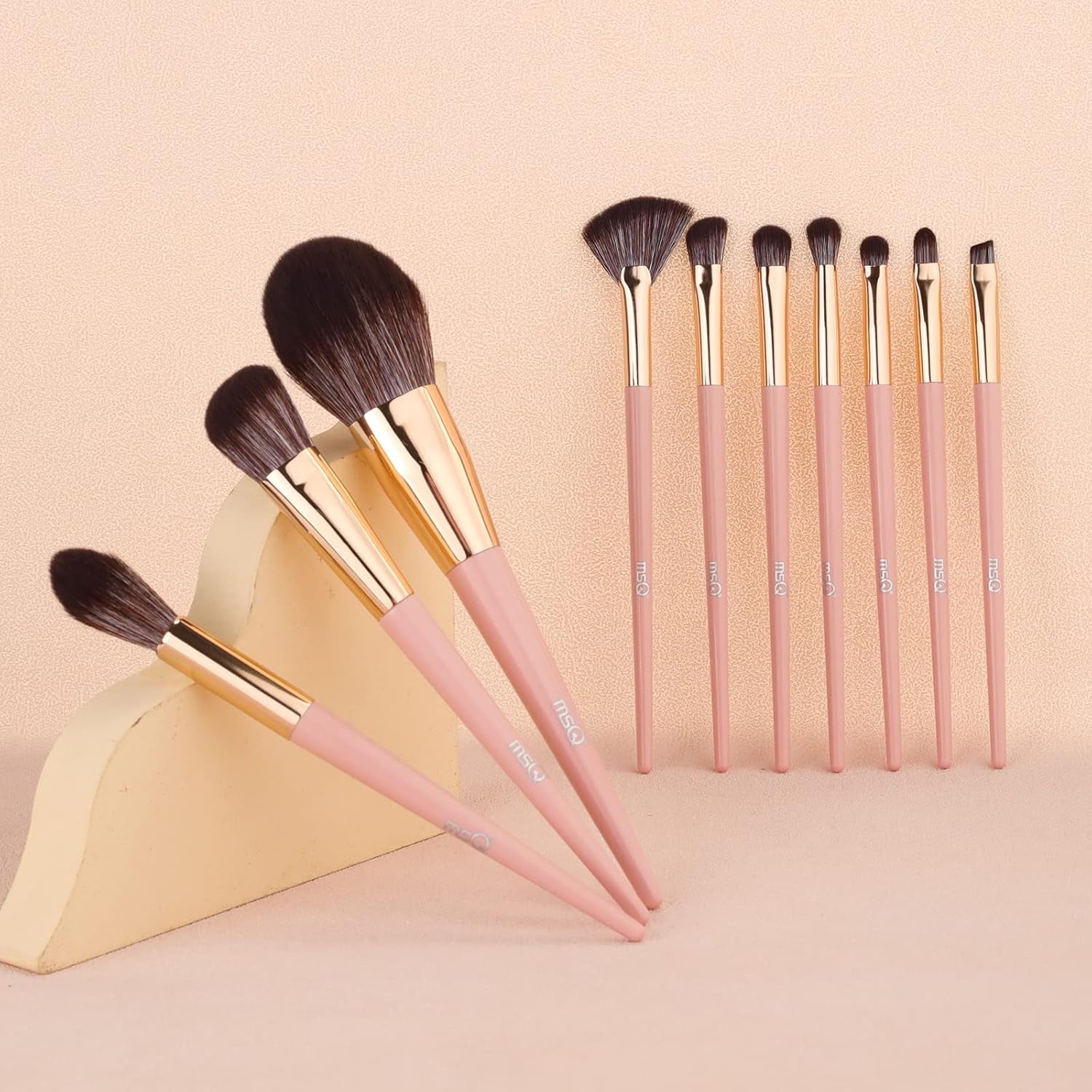 Make up Brushes 10Pcs Makeup Brush Set Foundation Brush Blending Brush Synthetic Hair Powder Brushes Fan Brushes Eyeshadow Brushes Eye Brushes Set with Bag(Pink)