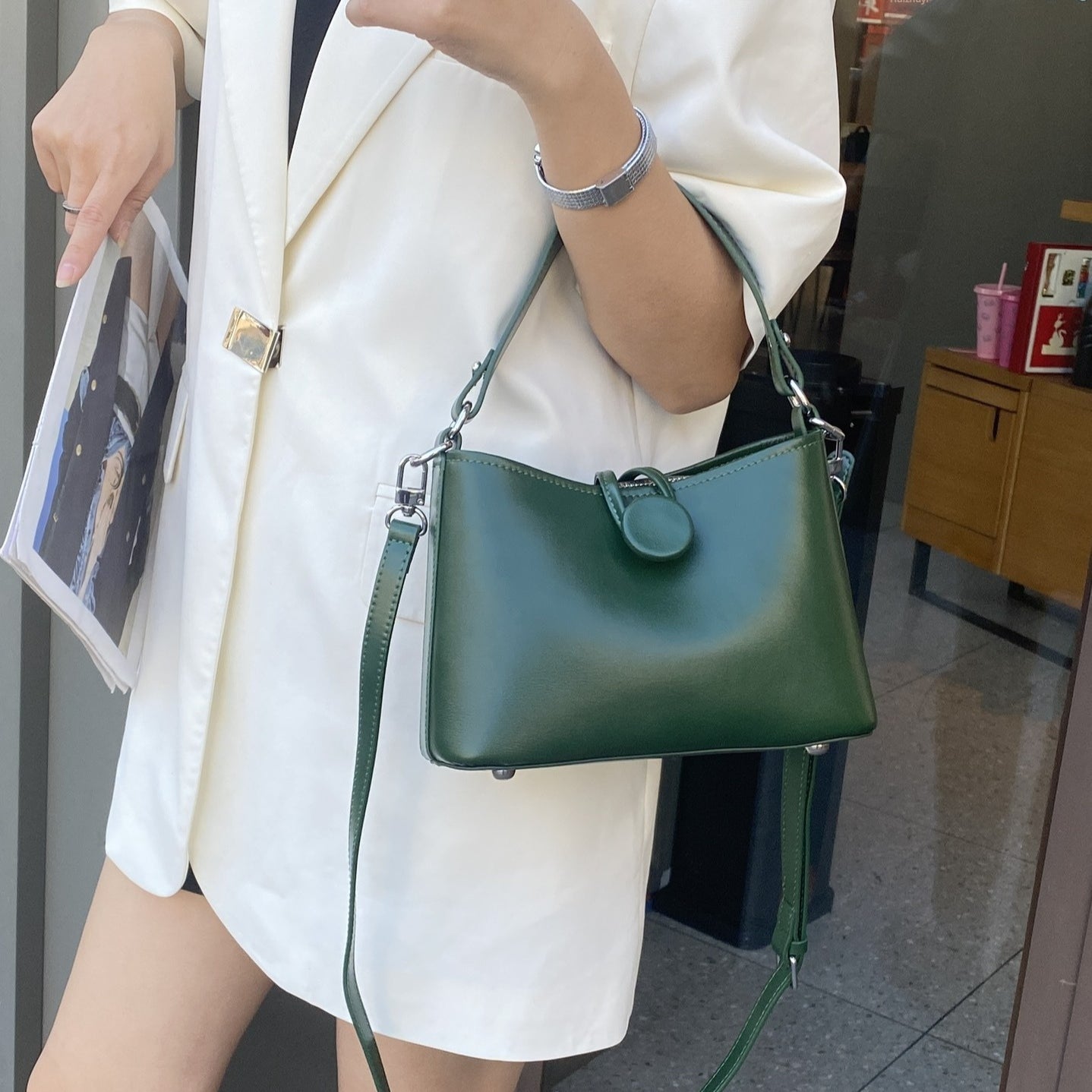 ea01c2cc-4c23-43e8-9339-1848eafa2772_fine